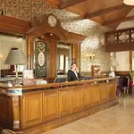 Auburn & Leisure Centre Отель