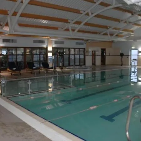 Auburn & Leisure Centre 3* اينيس