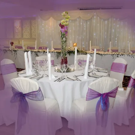 Auburn & Leisure Centre 3*