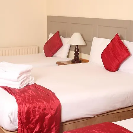 Auburn & Leisure Centre اينيس