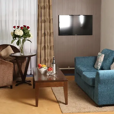 Auburn & Leisure Centre ホテル