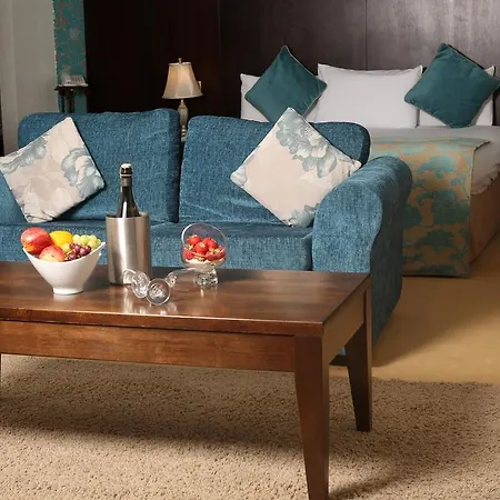 Auburn & Leisure Centre اينيس