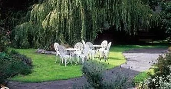 Auburn & Leisure Centre Hotel 3*
