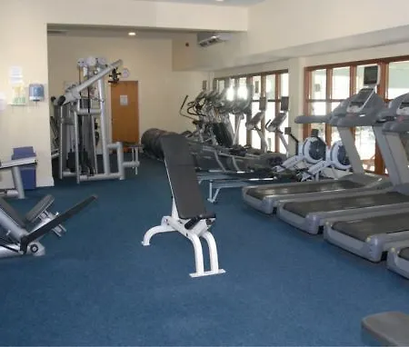 فندق Auburn & Leisure Centre اينيس