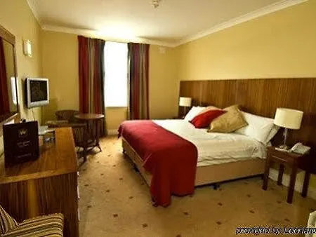 Auburn & Leisure Centre اينيس