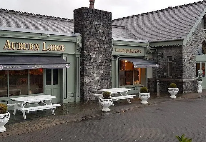 Hotel Auburn & Leisure Centre