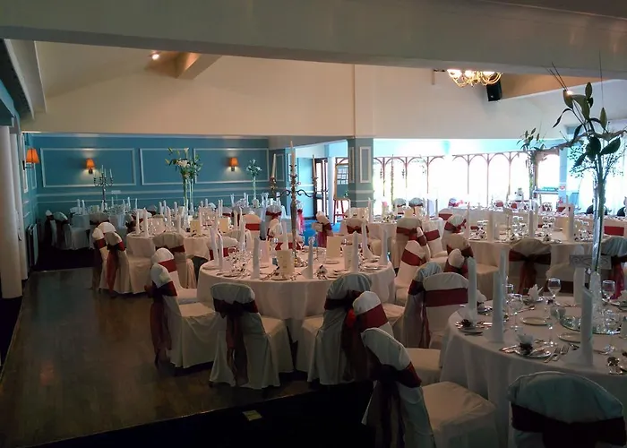 מלון Auburn & Leisure Centre