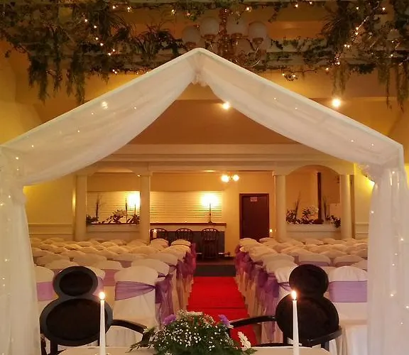 Auburn & Leisure Centre Hotel Ennis