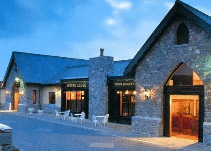 Hotel Auburn & Leisure Centre