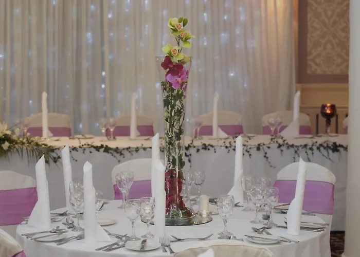 Hotel Auburn & Leisure Centre 3*