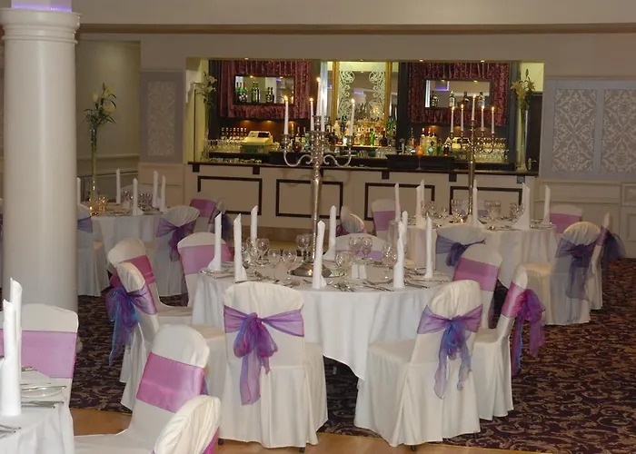 Hotel Auburn & Leisure Centre 3*