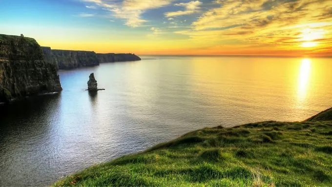 Auburn & Leisure Centre 3*