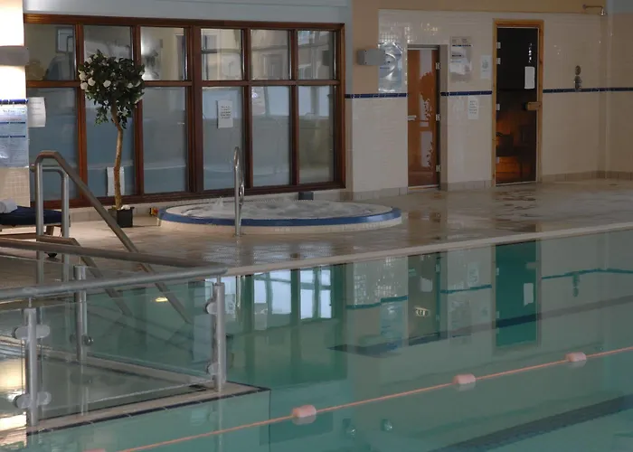 Hotel Auburn & Leisure Centre Ennis