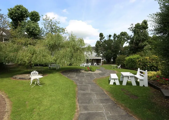 Auburn & Leisure Centre 3* אניס